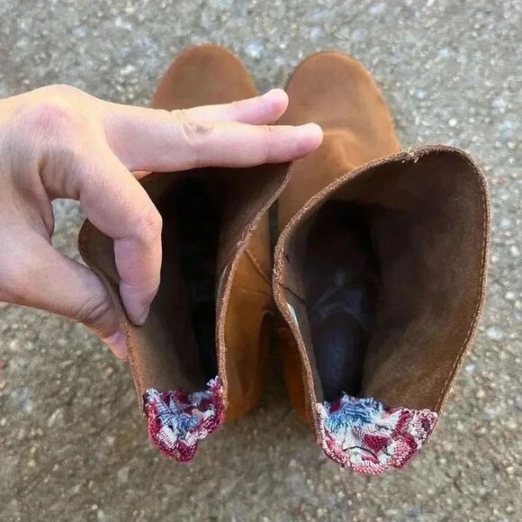 Reef Low Desert Boots - Picture 7 of 13